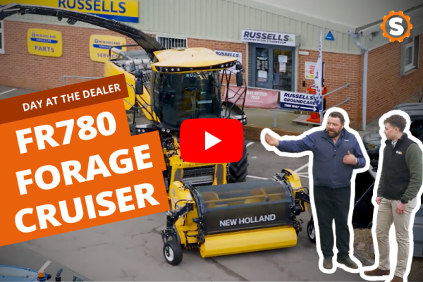 New Holland FR780 Forage Cruiser: Kattava esittely ja ominaisuuksien syvällinen katsaus